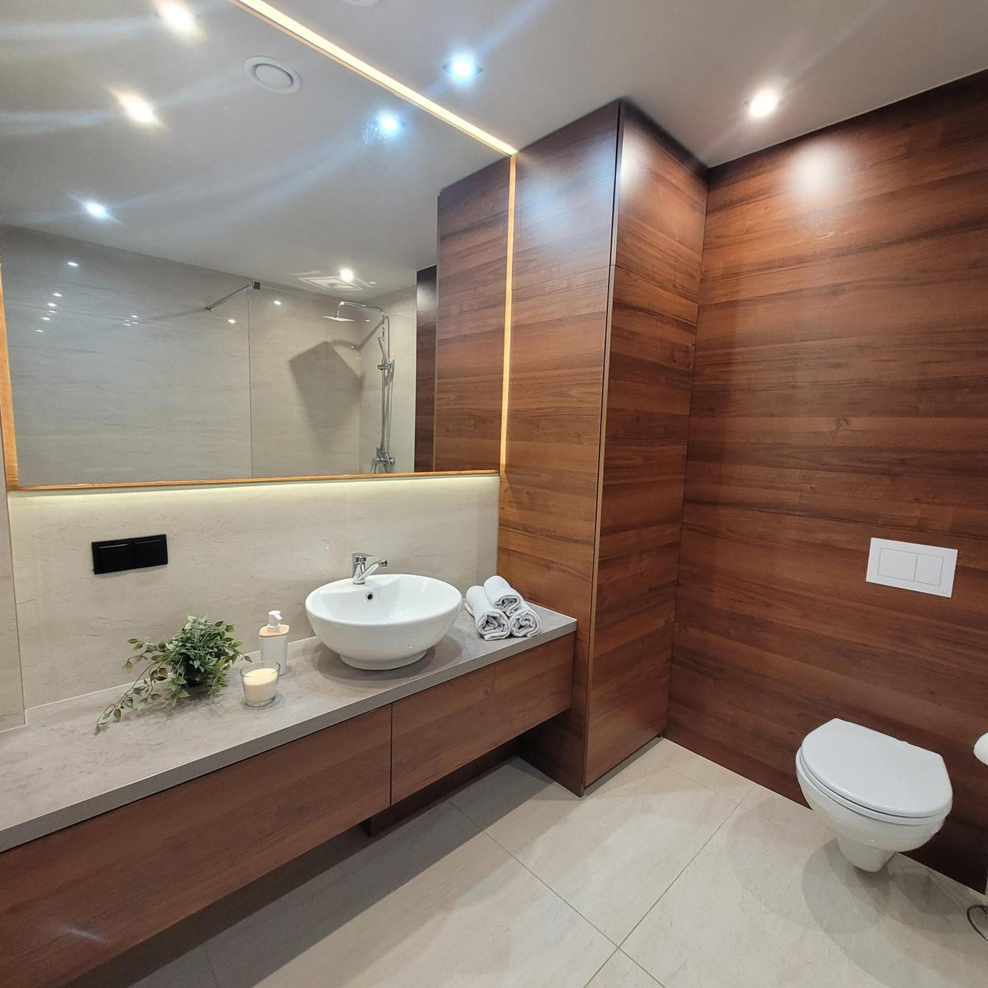 פילה Niron Apartament Kapucynska מראה חיצוני תמונה